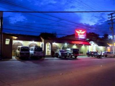 Phoenix Hotel Angeles Esterno foto